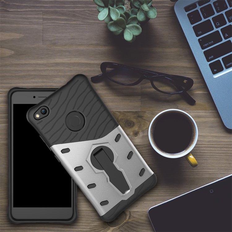 Armor PC + TPU Hybrid 360-Degree Rotary Kickstand Phone Case for Huawei P8 Lite (2017) / Honor 8 Lite - Silver-1