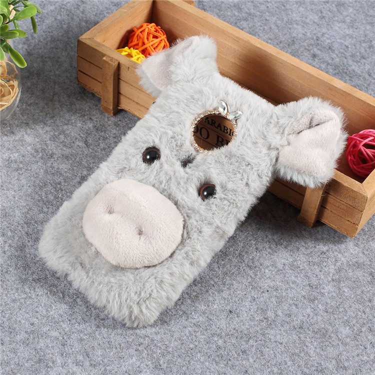 Cute 3D Pig Fluffy Fur Coated Rhinestone TPU Back Case for Motorola Moto G7 Play (EU Version) - Light Grey-1