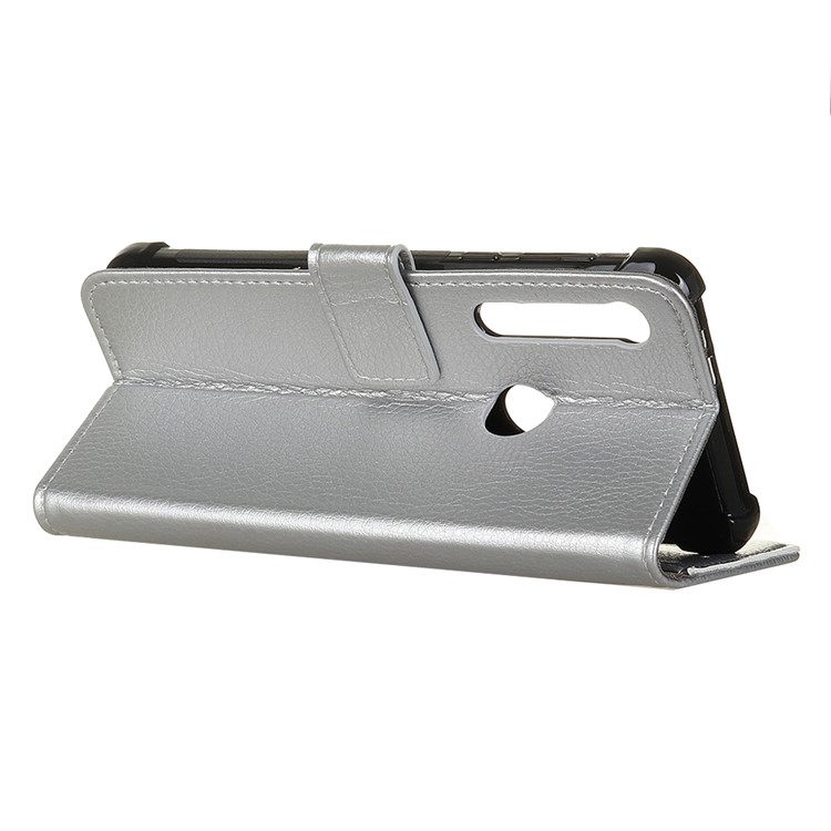 Litchi Skin Texture Leather Cover with Wallet Stand for Motorola One Macro / Moto G8 Play - Silver-4