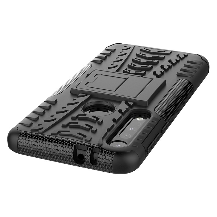 Cool Tyre Texture PC + TPU Hybrid Phone Cover with Kickstand for Motorola Moto G8 Play - Black-11