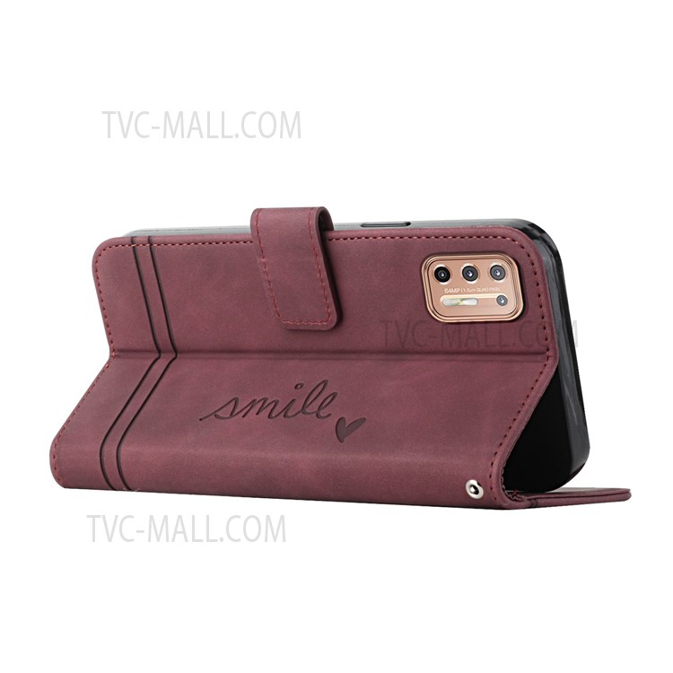 003 Series PU Leather +TPU Shockproof Heart Shape Imprinted Skin-touch Wallet Cover for Motorola Moto G9 Plus - Red-5