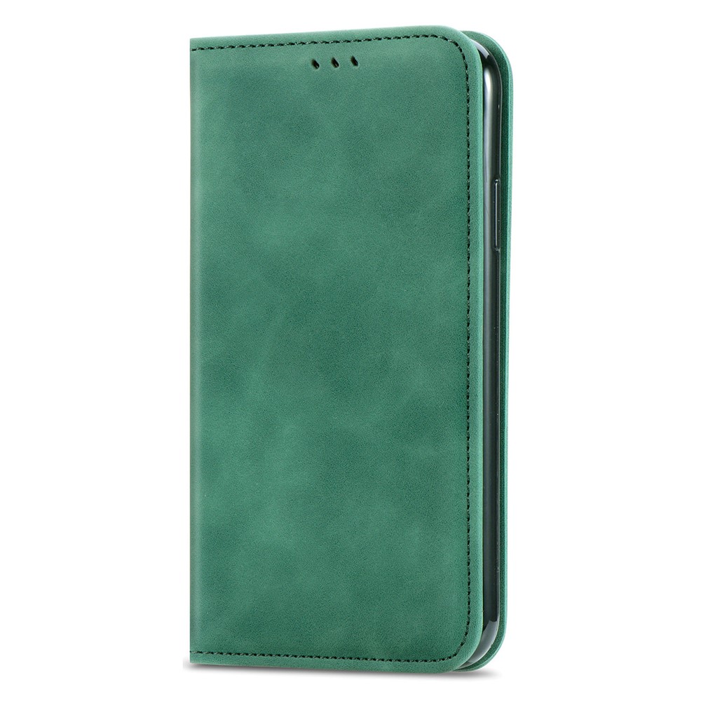 PU Leather Flip Case Skin-Touch Surface Stand Card Slots Folio Auto Magnetic Closed Cover for Motorola Moto E30/E40 - Green-8