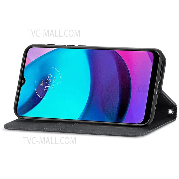 Auto-closing Phone Protection Shell Retro Style Skin-Touch Surface TPU+PU Leather Flip Phone Case with Supporting Stand Card Slots for Motorola Moto E20 - Black-7