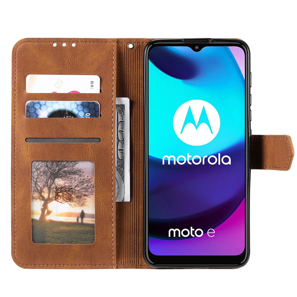Stitching Surface Splicing Style PU Leather and TPU Phone Flip Case Skin-touch Stand Wallet Phone Protective Cover for Motorola Moto E20/E30/E40 - Brown-4