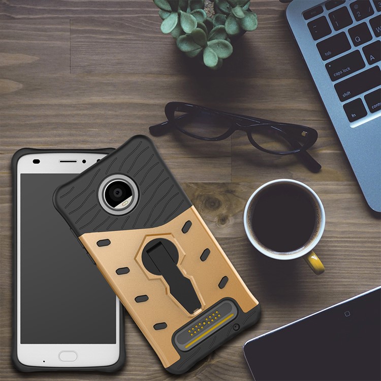 Soft TPU + Plastic Detachable 360-degree Rotary Kickstand Protective Case for Motorola Moto Z2 Play - Gold-10