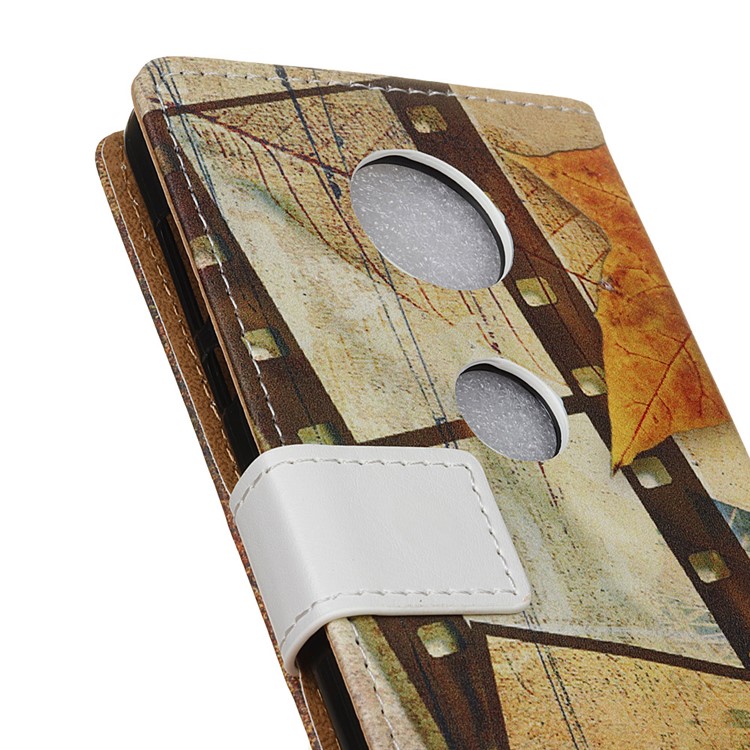 Pattern Printing Leather Wallet Case with Stand for Motorola Moto Z Force 2017 - Eiffel Tower and Maple Leaves-3