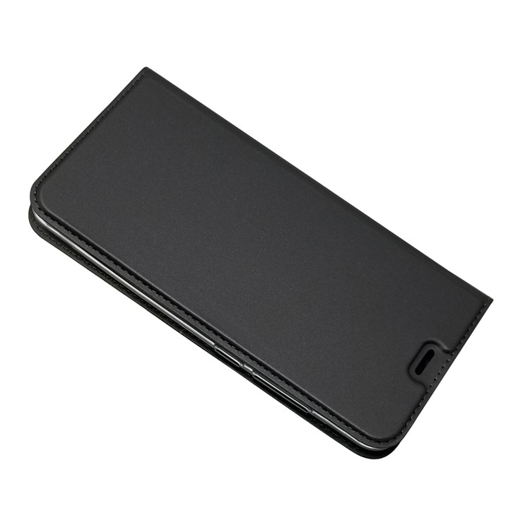 Caso de Cartão de Couro Absorvido Automaticamente Com Stand Para Xiaomi Redmi 6A (câmera Traseira Única de 12mp) - Preto