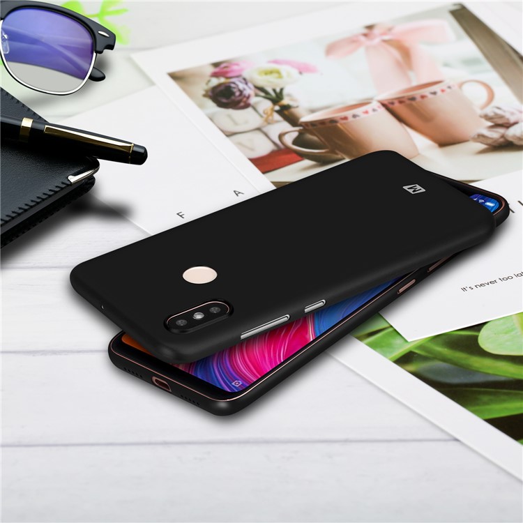 MOMAX Membrance Case 0.4mm Ultra-Thin PP Phone Cover for Xiaomi Mi 8 (6.21-inch) - Black-12