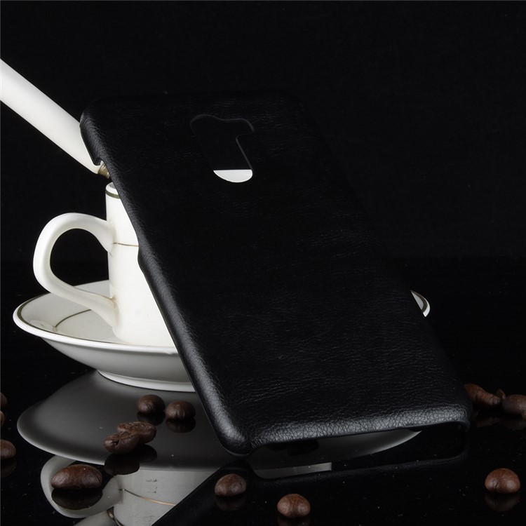 Litchi Texture PU Leather Coated Plastic Hard Case for Xiaomi Pocophone F1 / Poco F1 (India) - Black-5