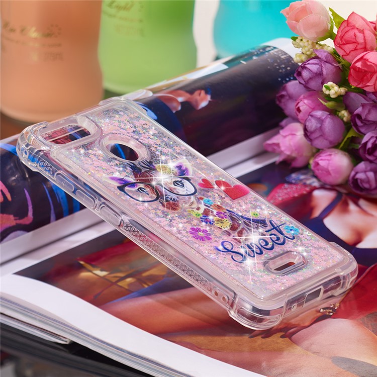 Pattern Printing Flowing Quicksand TPU Mobile Case for Xiaomi Redmi 6 - Giraffe Wearing Glasses-4