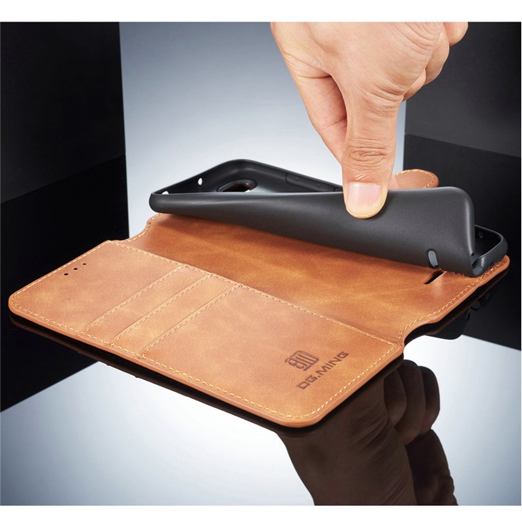 DG.MING Retro Style Leather Wallet Case Shell Cover for Xiaomi Redmi 6 (Dual Camera: 12MP+5MP) - Brown-5