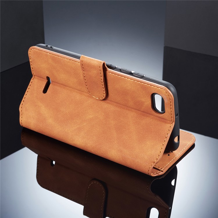 DG.MING Retro Style Leather Stand Mobile Cover for Xiaomi Redmi 6A (Single 12MP Rear Camera) - Brown-3