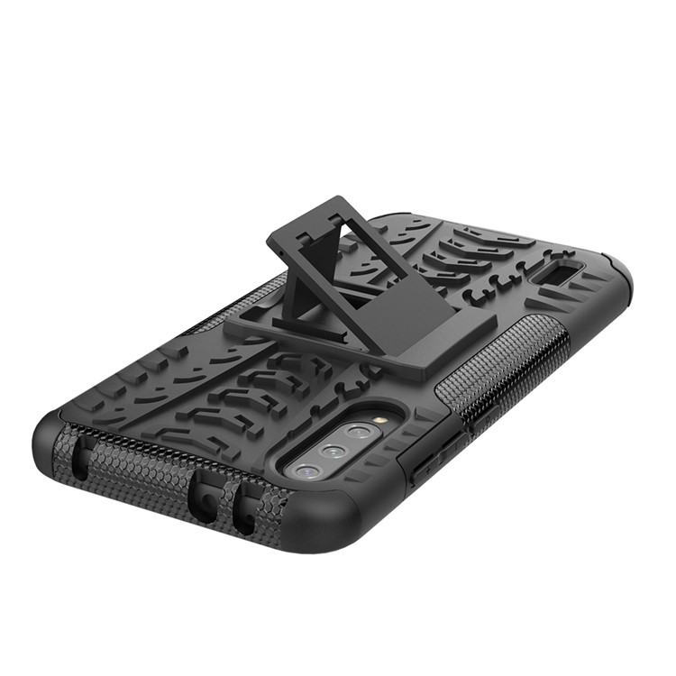 Cool Tyre Pattern PC + TPU Hybrid Phone Case with Kickstand for Xiaomi Mi CC9e/Mi A3 - All Black-7