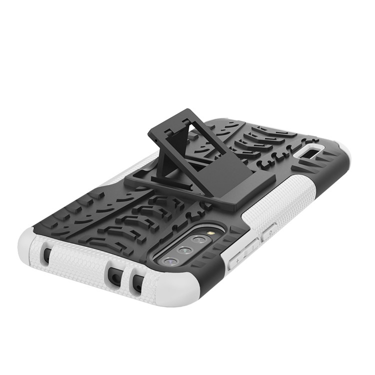 Coole Reifenmuster Pc + Tpu Hybrid Phone Case Mit Ständer Für Xiaomi Mi Cc9e / Mi A3 - Schwarz / Weiß-7