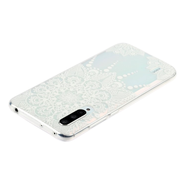 Embossed Pattern TPU Case for Xiaomi Mi CC9e/Mi A3 - White Malanda Flowers-4