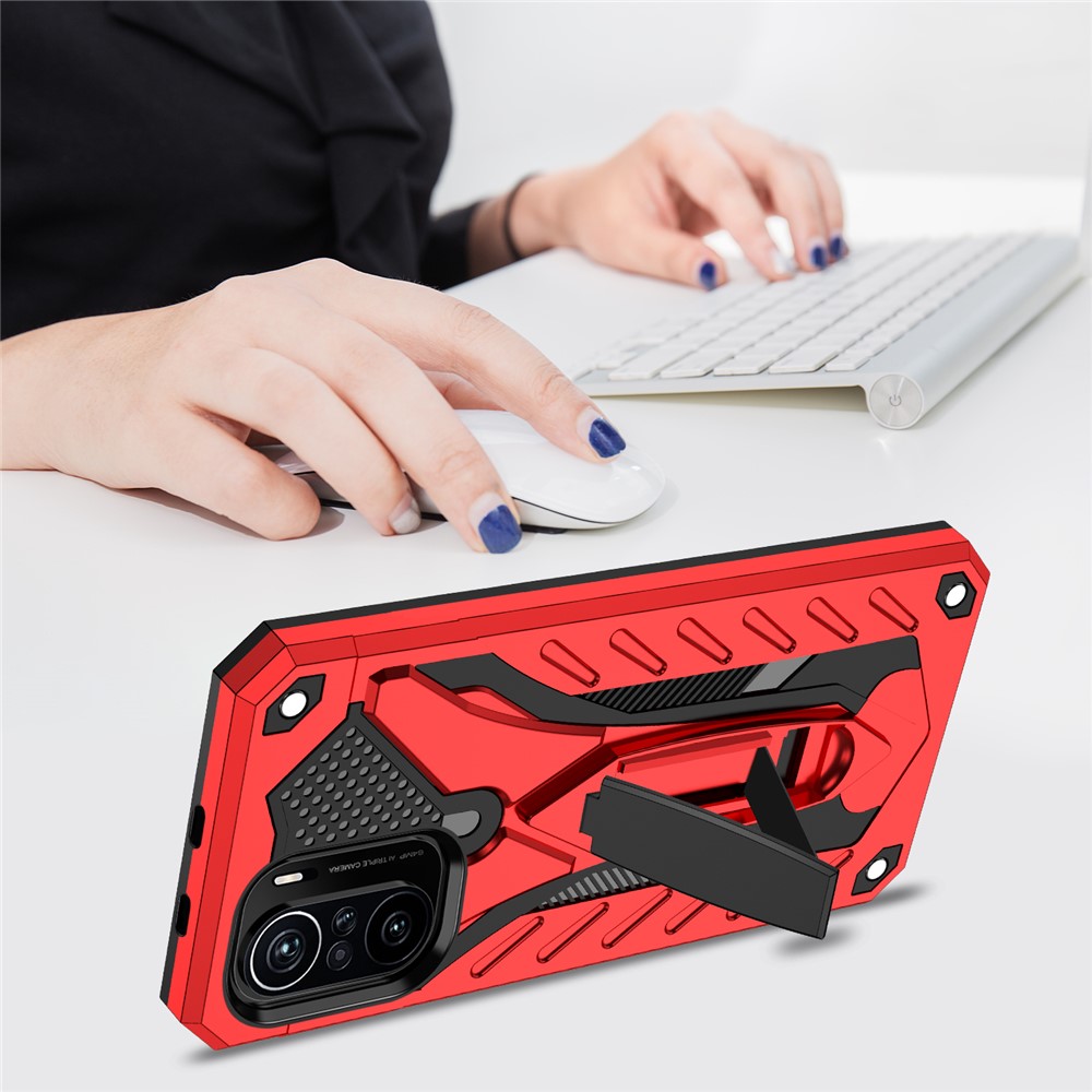 Phantom Knight Style TPU PC Hybrid Phone Case Kickstand Cover Shell Für Xiaomi Redmi K40 / Redmi K40 Pro / Redmi K40 Pro+ / Xiaomi Poco F3 / Xiaomi Mi 11i - Rot