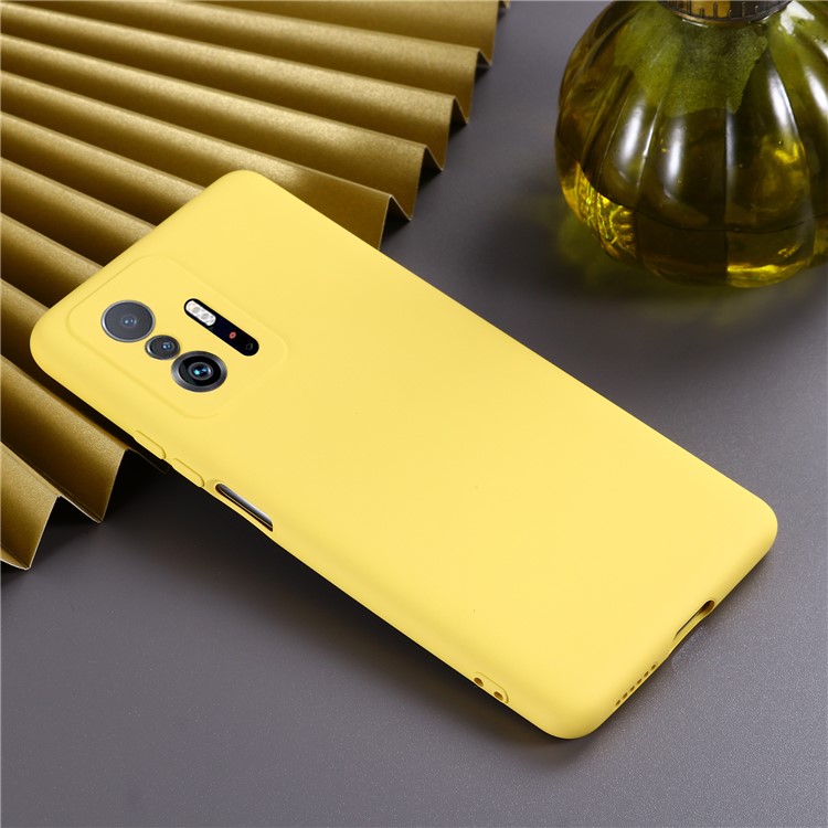 Caixa de Telefone de Silicone Líquido Caixa de Choque Precisa Capa Colorida Sólida Com Alça Prática Para Xiaomi 11t / 11t Pro - Amarelo-6