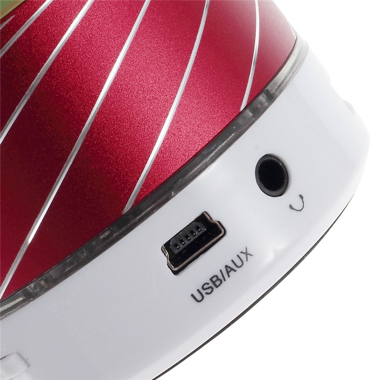 Red Gaoke S07 Metal Bluetooth Speaker with Mic Support USB Flash Driver / TF Card / AUX-3