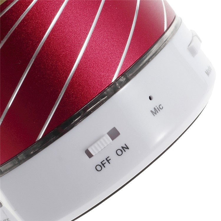 Red Gaoke S07 Metal Bluetooth Speaker with Mic Support USB Flash Driver / TF Card / AUX-5