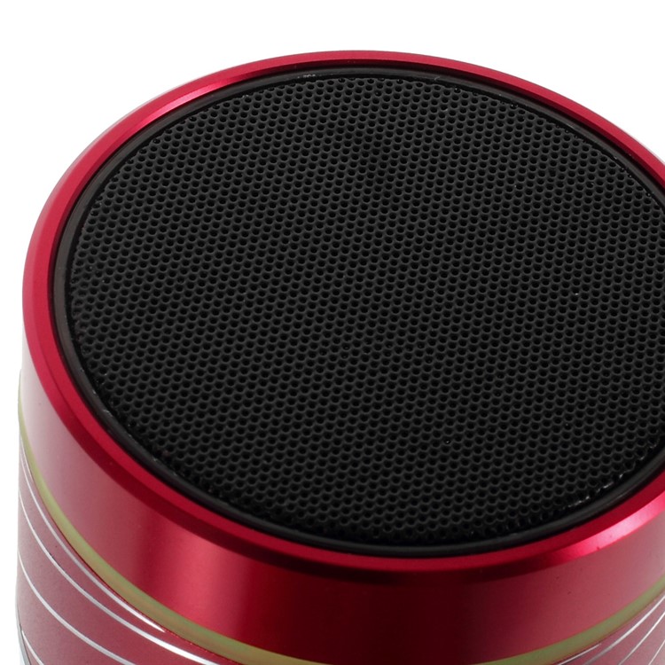 Red Gaoke S07 Metal Bluetooth Speaker with Mic Support USB Flash Driver / TF Card / AUX-7
