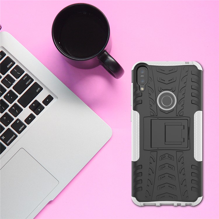 Tyre Pattern Kickstand PC + TPU Hybrid Cover for Asus Zenfone Max Pro (M1) ZB601KL / ZB602KL - White-3