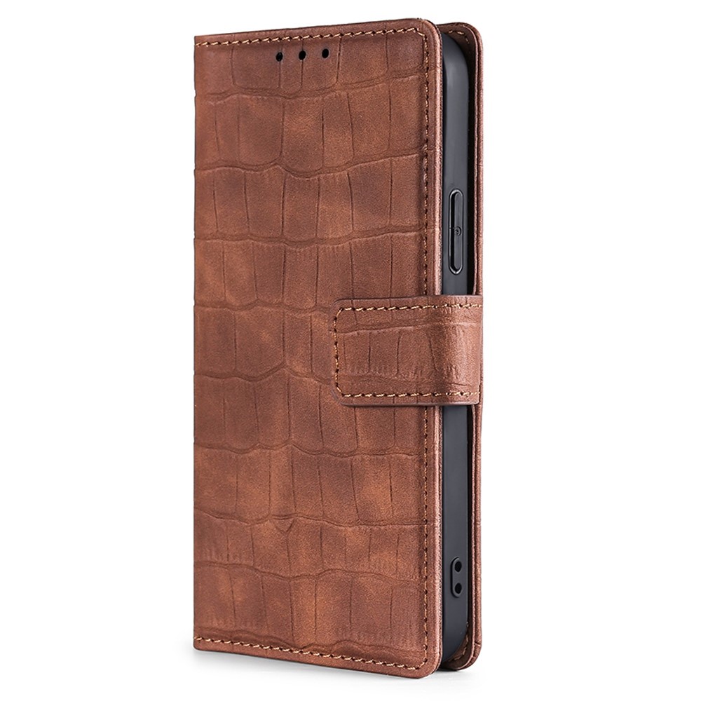 For Realme GT Neo3 Skin-touch Feeling PU Leather Wallet Case Crocodile Texture TPU Shockproof Interior Shell Stand Phone Cover - Brown-7