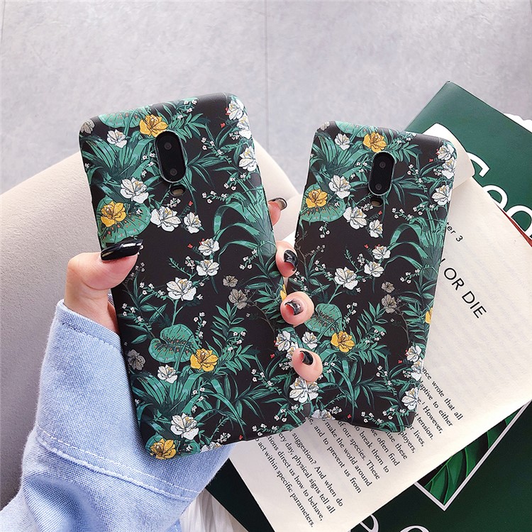 Black Small Broken Flower Embossment Luminous Phone Shell for OnePlus 7-5