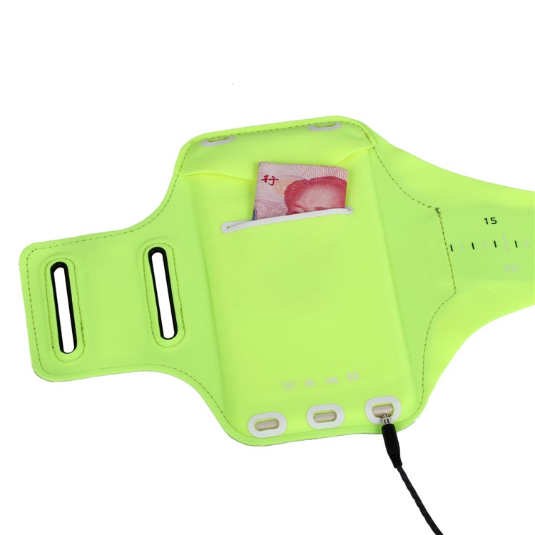 MOMAX XFIT Outdoor Sports Adjustable Lycra Fabric Gym Sports Armband Pouch for iPhone 8 Plus/7 Plus - Green-7