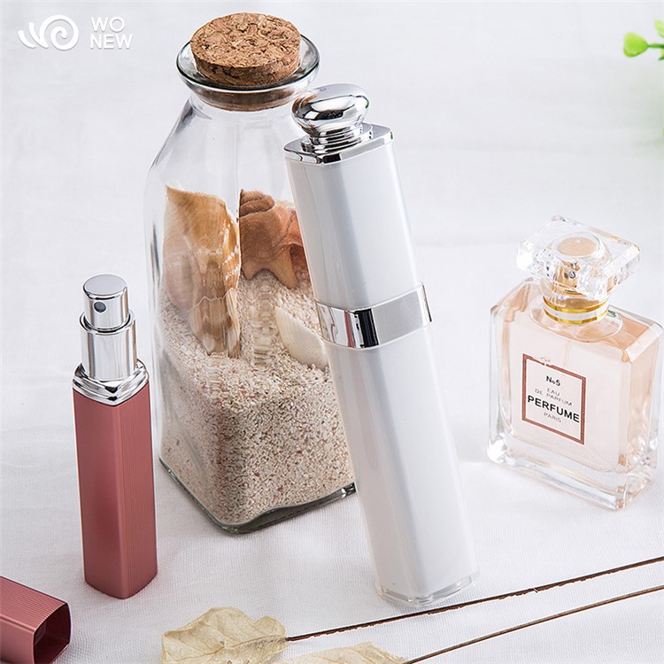 S1 Mini Lipstick Wired Monopod Extendable Selfie Stick for iPhone 6s/Huawei nova Etc - Silver Color-14