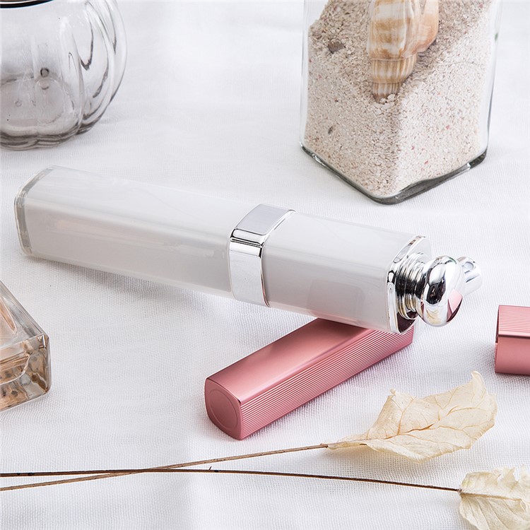 S1 Portable and Extendable Mini Lipstick Selfie Stick Monopod Bluetooth Connection - Silver Color-11