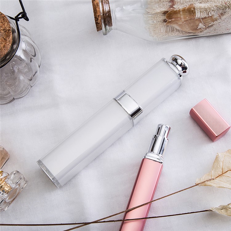 S1 Portable and Extendable Mini Lipstick Selfie Stick Monopod Bluetooth Connection - Silver Color-12