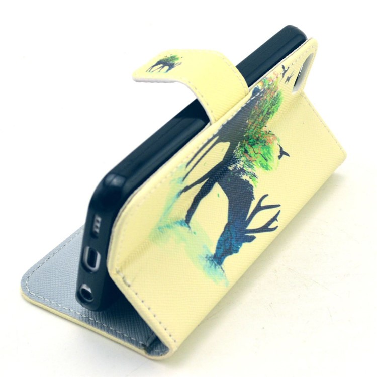 Deer & Tree Leather Wallet Case for iPhone 5c w/ Stand-6