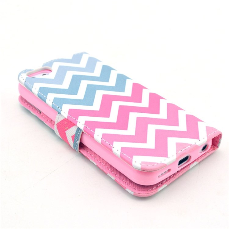 Colorized Chevron Pattern Leather Magnetic Shell for iPhone 5c w/ Stand-4