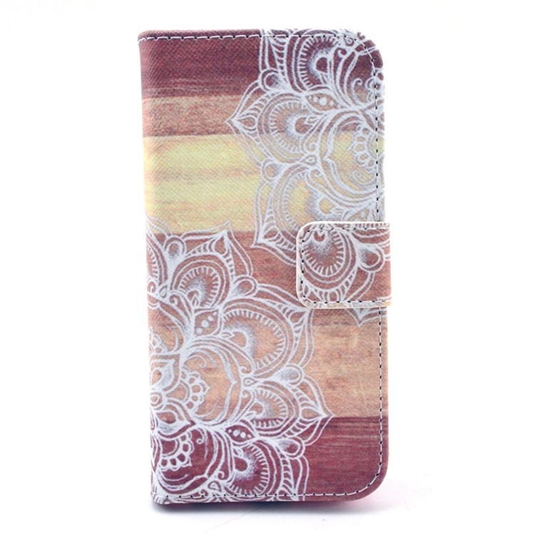 Henna Mandala Pattern Leather Stand Cover for iPhone 5c-1