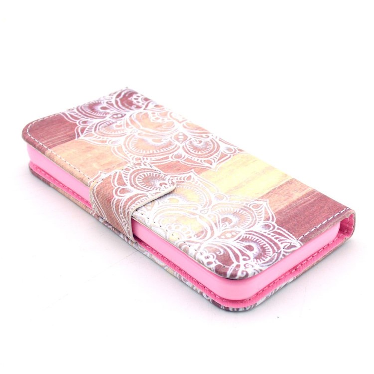 Henna Mandala Pattern Leather Stand Cover for iPhone 5c-3