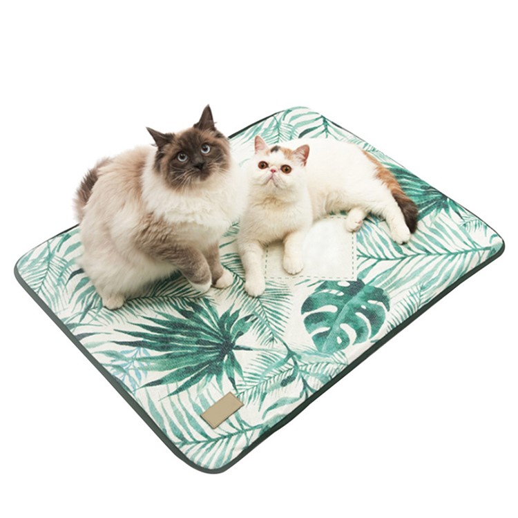 Detachable and Washable Ice Silk Mat for Pet - Leaf Pattern-2