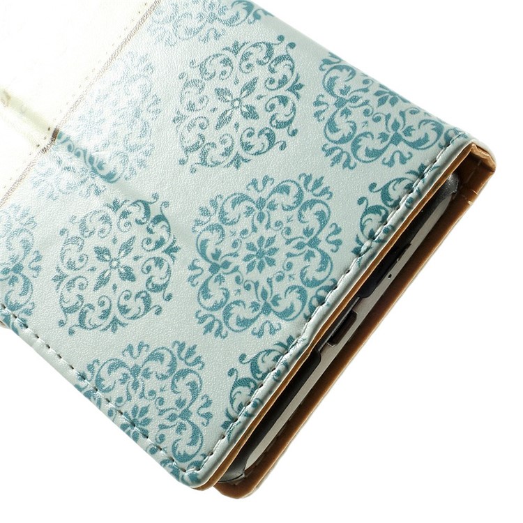 Folio Wallet Leather Stand Case for Samsung Galaxy Grand Prime SM-G530H - Laces & Crown-10