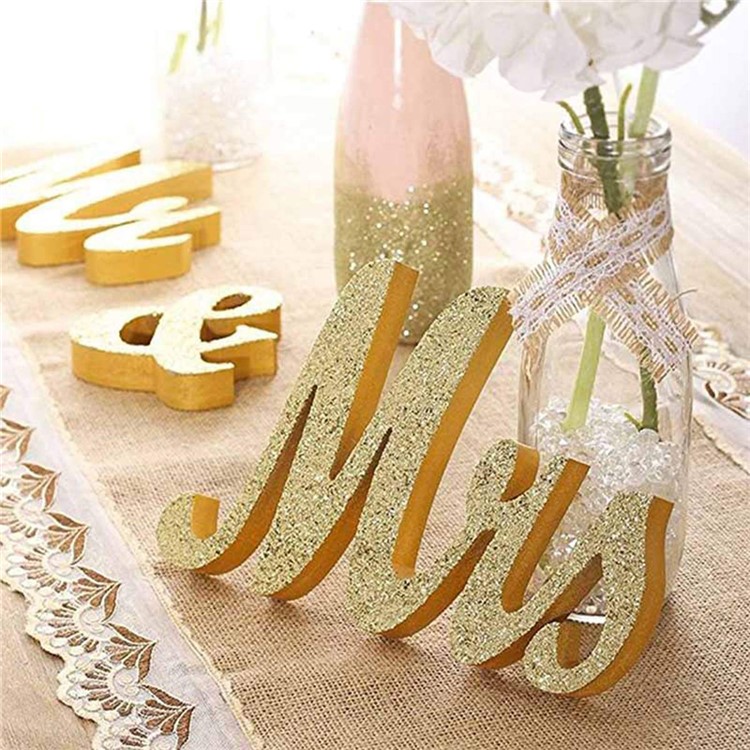 Sig & Sig.ra Segni Set Di Decorazioni Per Lettere Da Sposa Innamorate - Oro-4