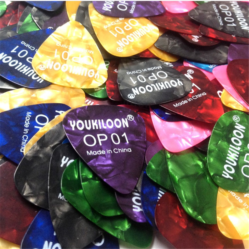 Youkiloon Triangle Guitar Pick Pick Pry Pry Tool (OP01) - Случайный Цвет