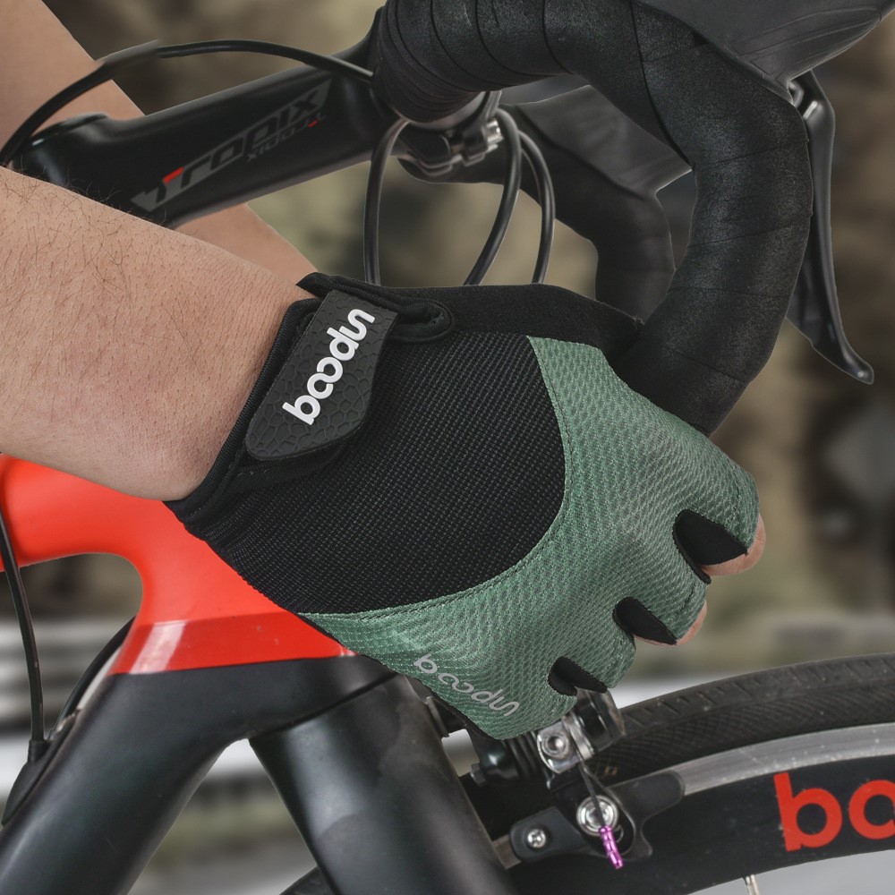 BOODUN 1681 1 Pair Half Finger Shock Absorbing Gloves Anti-slip MTB Bike Gloves Mittens for Cycling Riding - Black/Blue/Size M-9