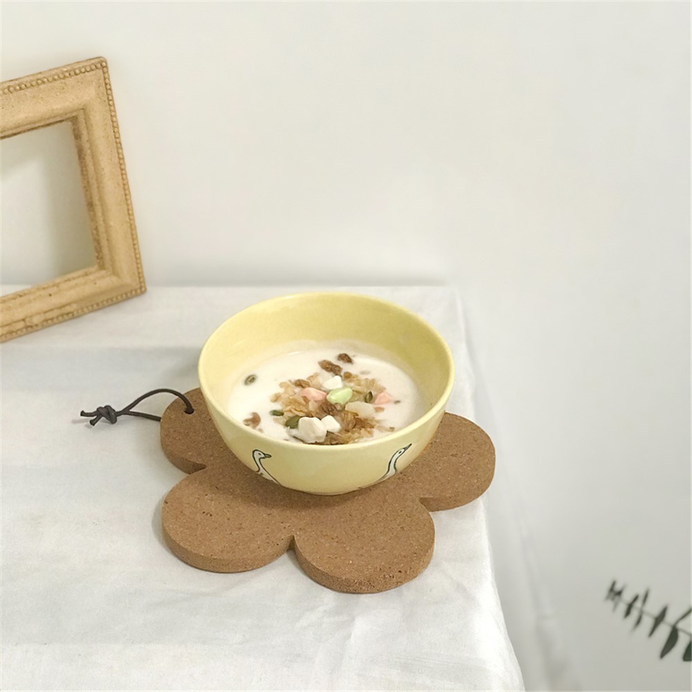 GRD001 10cm Small Flower Design Placemat Heat Insulation Cork Table Pad Kitchen Gadget-2