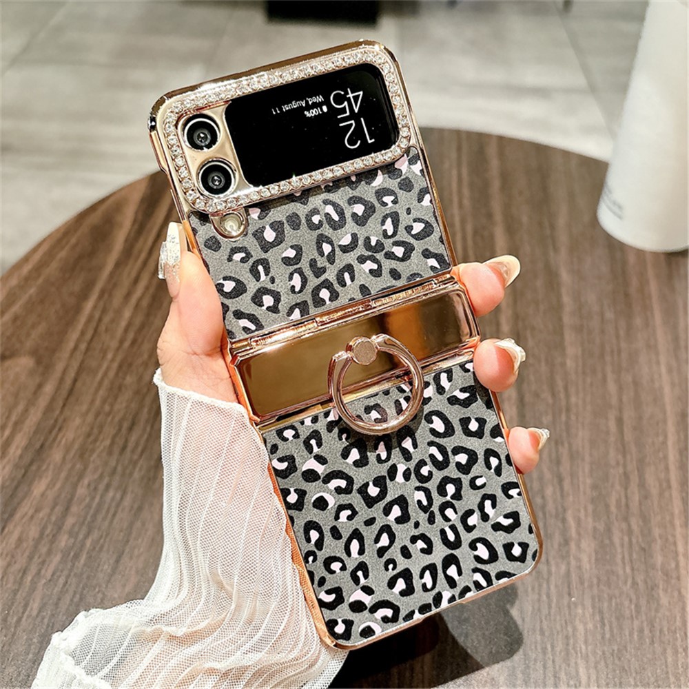 For Samsung Galaxy Z Flip4 5G Case Leopard Pattern Ring Holder Rhinestone Hard PC Phone Cover - Black