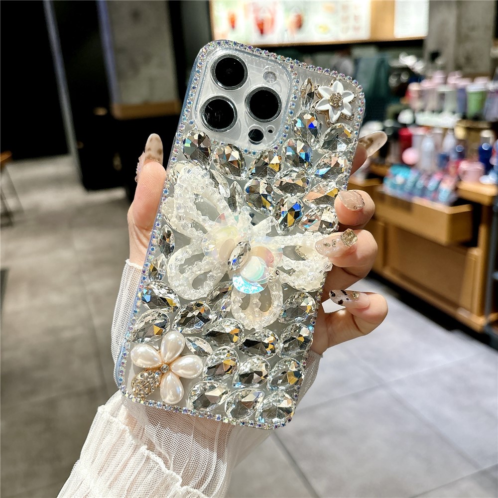For iPhone 15 Pro Case Glass Rhinestone Decor Butterfly Pattern TPU Phone Back Cover - White