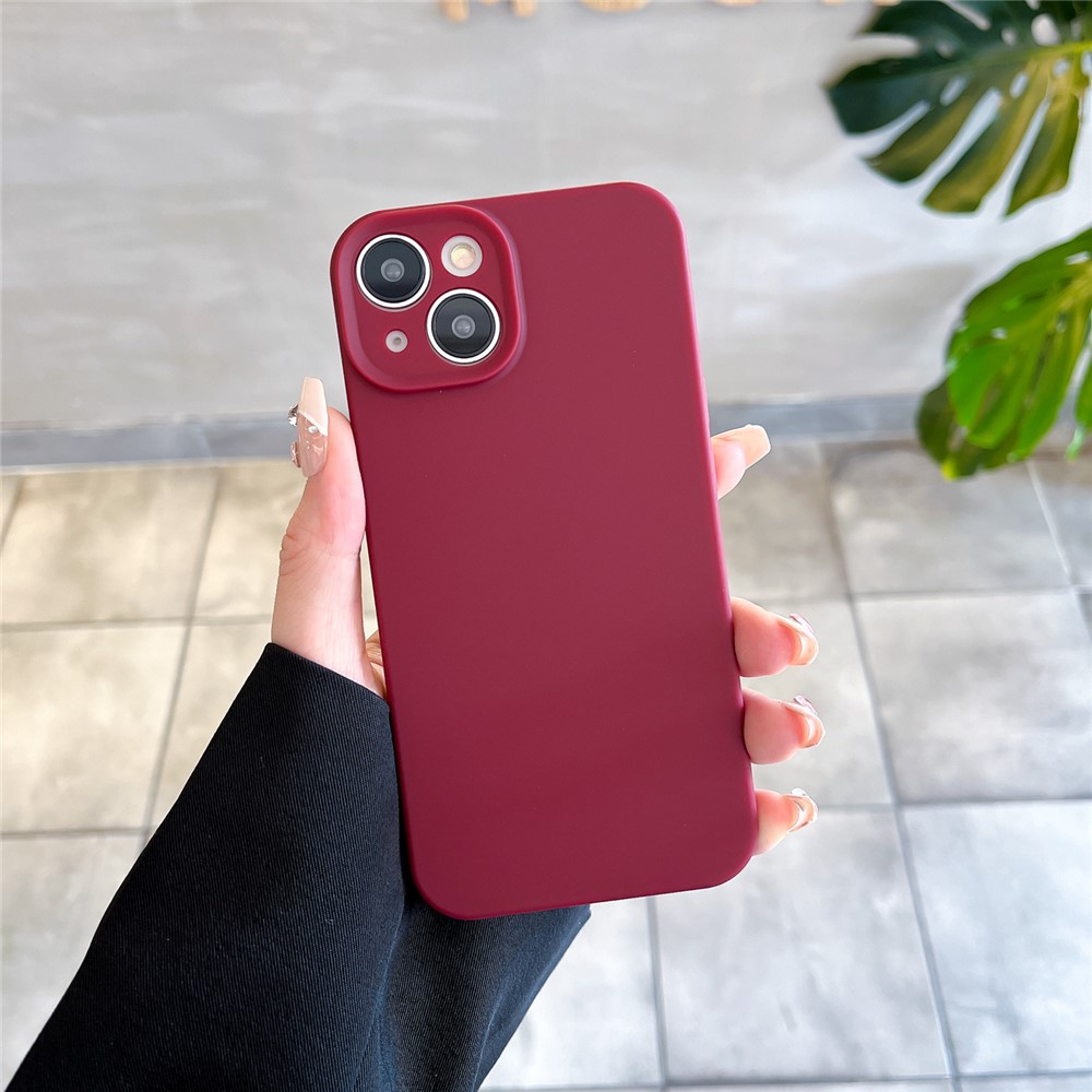 Bulk Purchasing For iPhone 15 Case Precise Cutouts 1.6mm TPU Shockproof Phone Cover - Wine Red