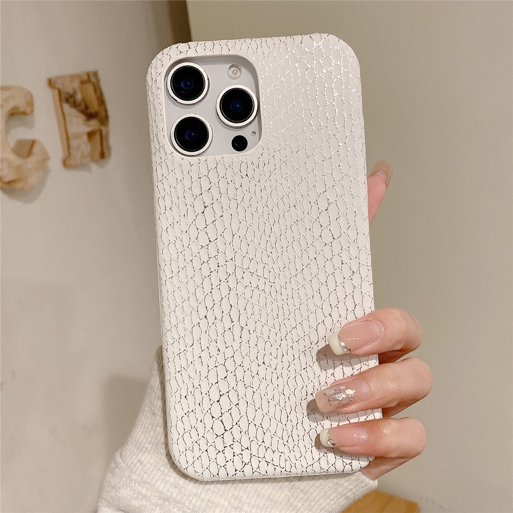 For iPhone 16 Pro Max Case Gold Thread Lacquered Snake Texture PU + PC Phone Back Cover - White