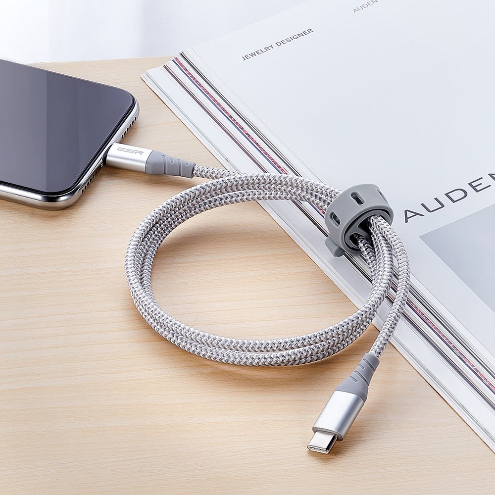 ESR 1m USB-C to Lightning Braided Nylon Cable with MFi Certificate - White-9