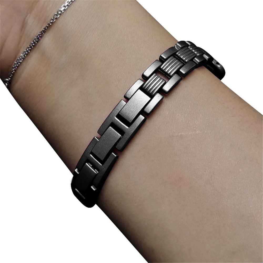 XINCUCO Stainless Steel Chrysanthemum Shaped Rhinestone Decor Watch Strap Replacement for Apple Watch SE/Series 6/5/4 40mm / Series3/2/1 38mm - Black-4
