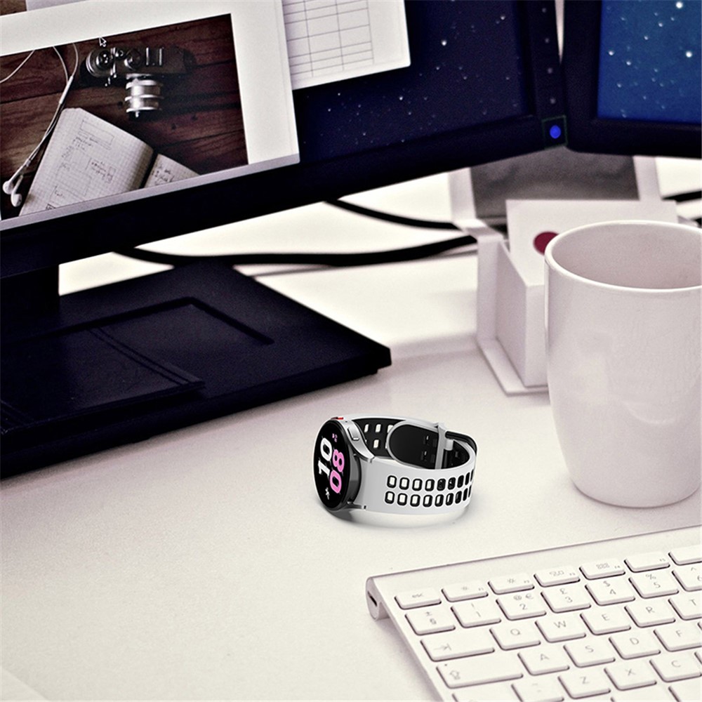 For Samsung Galaxy Watch3 41mm / Watch4 40mm / 44mm / Watch4 Classic 42mm / Watch 5 40mm / 44mm / Watch 5 Pro 45mm Silicone Watch Band Dual Color Strap - White / Black-9