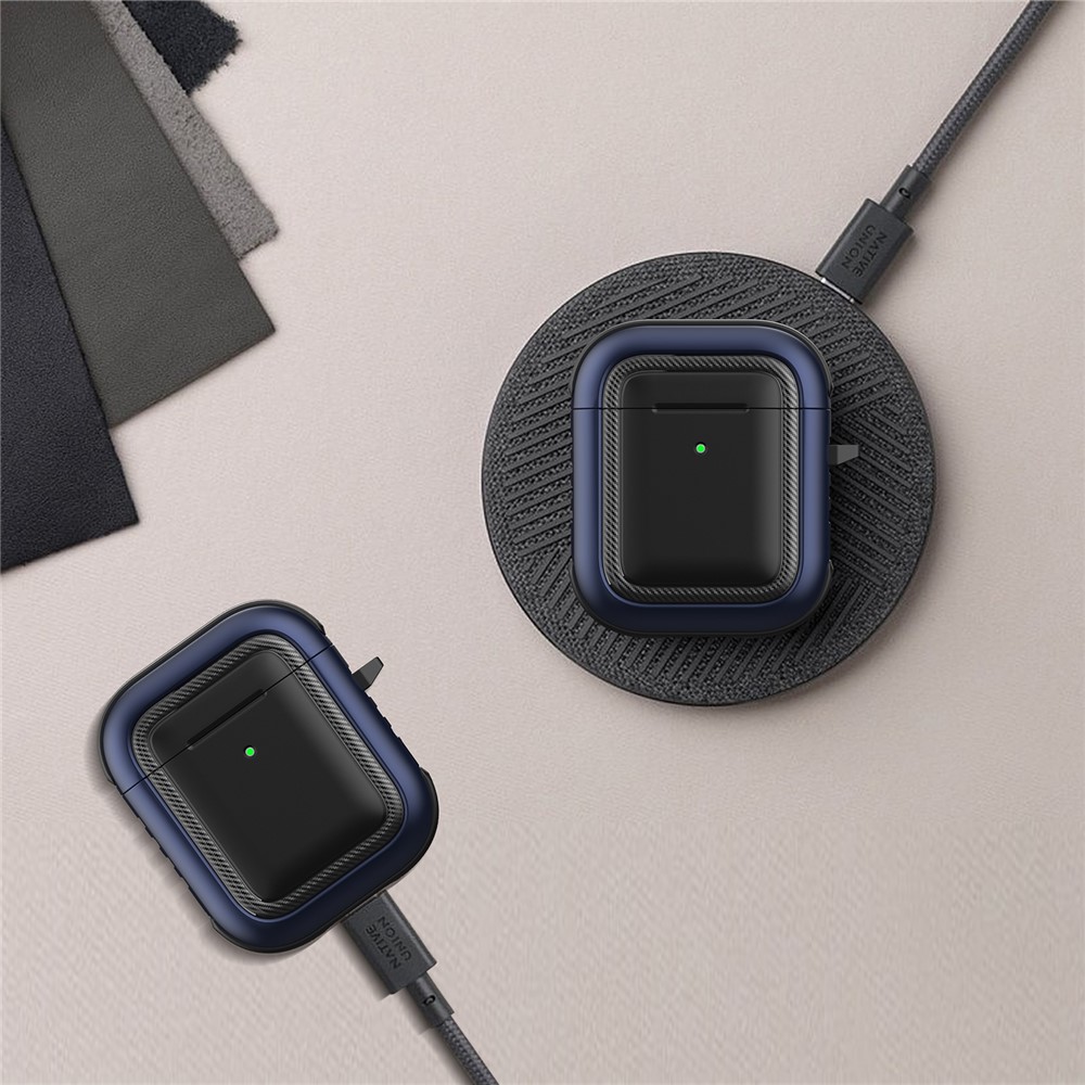 Fashion TPU+PC Anti-drop Dust-proof Wireless Earphone Case Protective Cover for Apple AirPods with Charging Case (2016)/(2019) / AirPods with Wireless Charging Case (2019) - Style 1-9