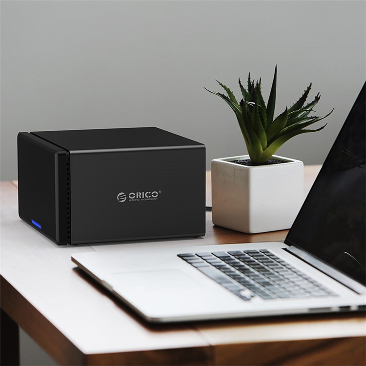 ORICO NS800C3-BK 8 Baías Tipo-c Dock Para Disco Rígido Para 3.5 \\"HDD Ferramenta Livre - Plugue EU-15